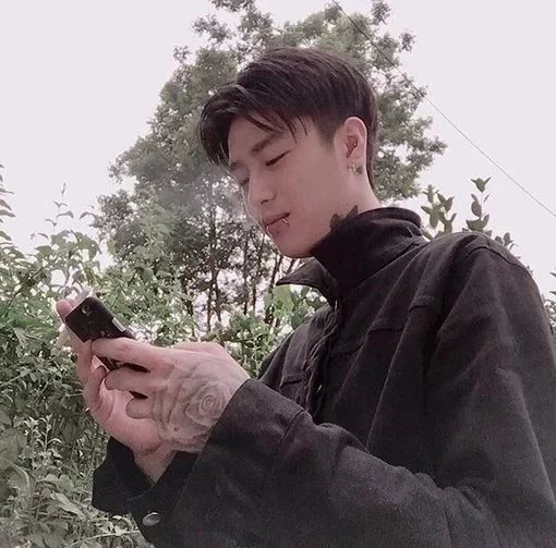 云敬功淑