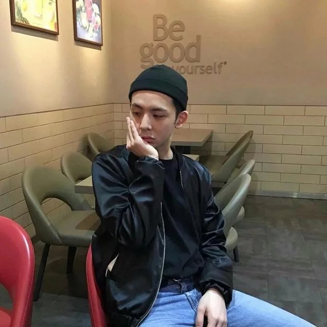 湛悦珠睿