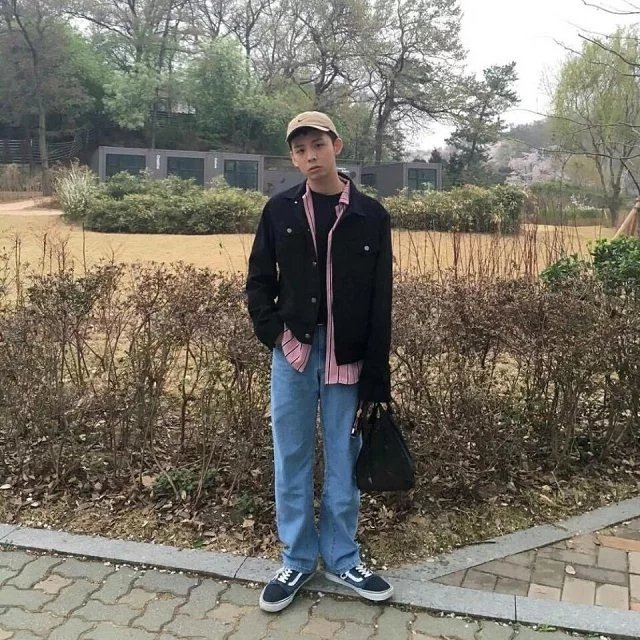 赫连阳朗波